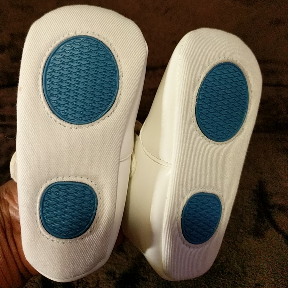 Shoes - Picture 3 of 3